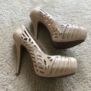 BCBG nude heels size 7.5